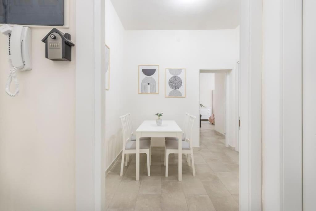 Apartment Mutina Design - Life & Hesperia Hospital